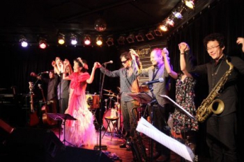 【夜】　根岸季衣＆The Blues Road